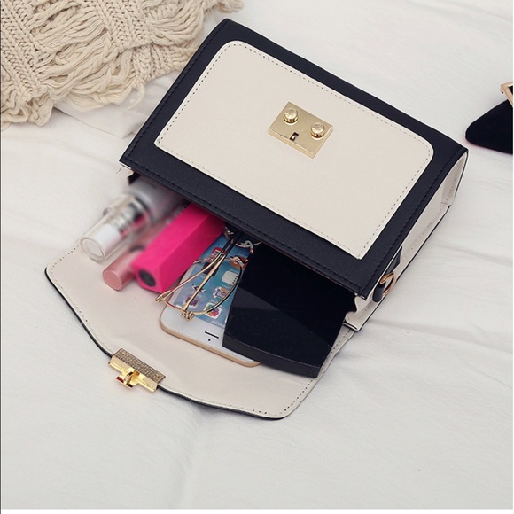 Handbag - Picture 2 of 2